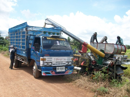 ขาย 6 ล้อเครื่อง 115 สภาพสวย ทะเบียนไม่ขาด เอกสารพร้อมโอน