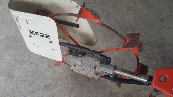เครื่องแหวกร่องกล้าในนาเดินตาม  MITSUBISHI รุ่น KF22(2) เก่าญี่ปุน  สภาพดี