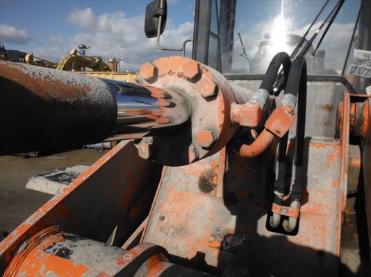 ขายรถตัก Hitachi LX110-7 ขายรถตัก Hitachi LX110-7