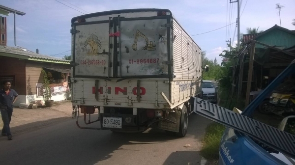 ขายกะบะ 6 ล้อยาว 5.5 FC. สภาพสวยพื้นดี