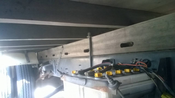 ขายกะบะ 6 ล้อยาว 5.5 FC. สภาพสวยพื้นดี