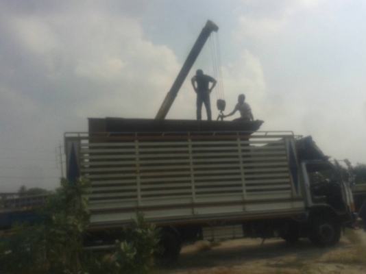 กระบะดัมพ์สามมิตร ยาว 4 เมตร กว้าง 2.10 เมตร มีปั๊มเกียร์ฝากครบ