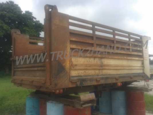 กระบะดัมพ์สามมิตร ยาว 4 เมตร กว้าง 2.10 เมตร มีปั๊มเกียร์ฝากครบ