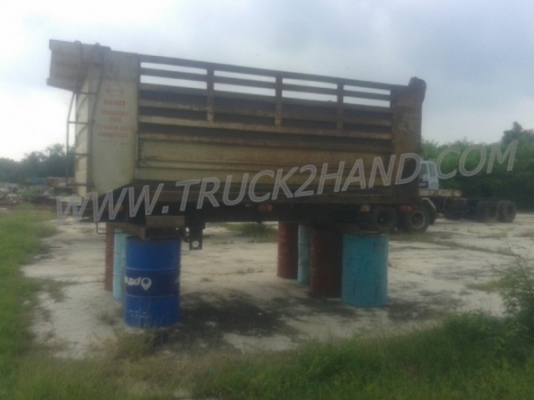 กระบะดัมพ์สามมิตร ยาว 4 เมตร กว้าง 2.10 เมตร มีปั๊มเกียร์ฝากครบ