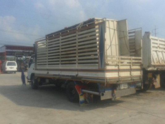 กระบะดัมพ์สามมิตร ยาว 4 เมตร กว้าง 2.10 เมตร มีปั๊มเกียร์ฝากครบ