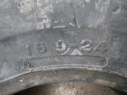 ยางเปอร์เซ็นต์ ขอบ 16.9-24