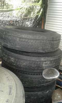 ยางเรเดียน8.25-16 6เส้น