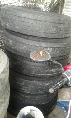 ยางเรเดียน8.25-16 6เส้น