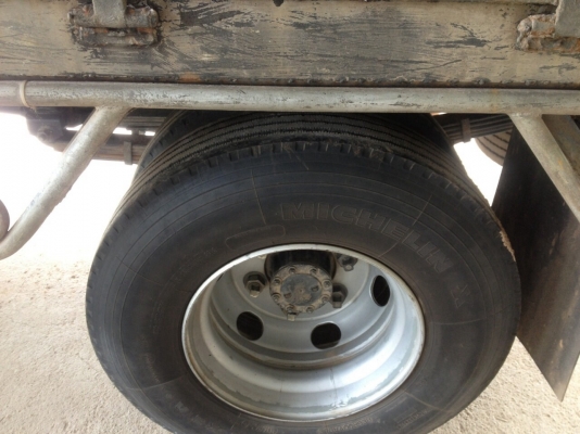 ISUZU NPR 130 TURBO ปี 48 ยาว 5เมตร พร้อมคอกเหล็ก