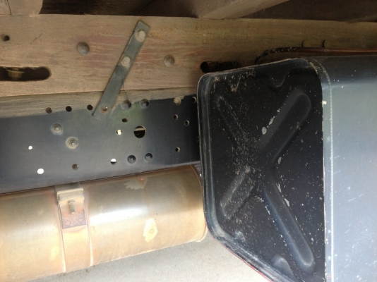 ISUZU NPR 130 TURBO ปี 48 ยาว 5เมตร พร้อมคอกเหล็ก