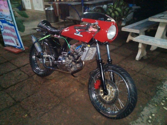 ขาย CG เครื่องโซ125 เเต่งคาเฟ่ ราคาเบาๆ สนใจโทร.089-8054390 โอ๋ ลพบุรี ขาย CG เครื่องโซ125 เเต่งคาเฟ่ ราคาเบาๆ สนใจโทร.089-8054390 โอ๋ ลพบุรี