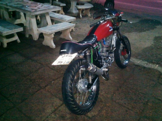 ขาย CG เครื่องโซ125 เเต่งคาเฟ่ ราคาเบาๆ สนใจโทร.089-8054390 โอ๋ ลพบุรี ขาย CG เครื่องโซ125 เเต่งคาเฟ่ ราคาเบาๆ สนใจโทร.089-8054390 โอ๋ ลพบุรี