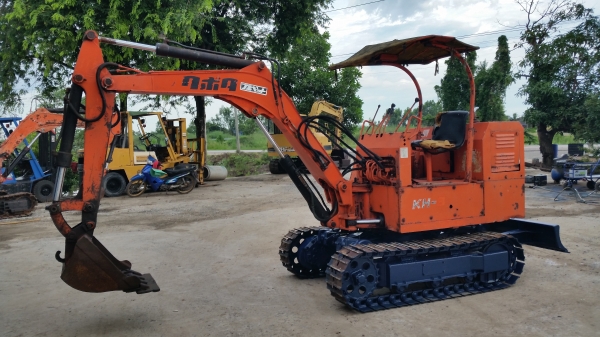 ขายด่วนรถเเม็คโครคูโบต้า KH-20แทคเหล็กเทียบเท่า PC20เคื่องคูโบต้าเก่าญี่ปุ่นแท้ไม่เคยใช้งานเมืองไทยเลยส่งให้ฟรีๆ