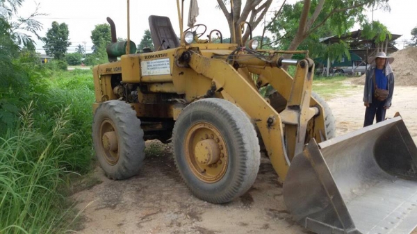 รถตัก KOMATSU JH30