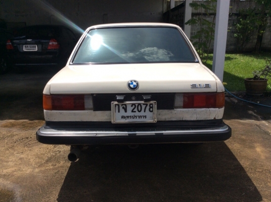 ขายรถ คลาสสิค BMW E21 316 2ประตู ปี82 เครื่องเดิม 1.8 เกียร์ออโต้ ภายในสวยเดิมมากเบาะหนังแท้เดิมๆสวยสะอาด ตัวถังเดิมๆอุปกรณ์เดิมทั้งคัน แม็กเดิมๆ รถขับได้นะครับ เอกสารพร้อม ภาษีขาดต่อ รถ2ประตูหายากครับ ขายถูกครับ
