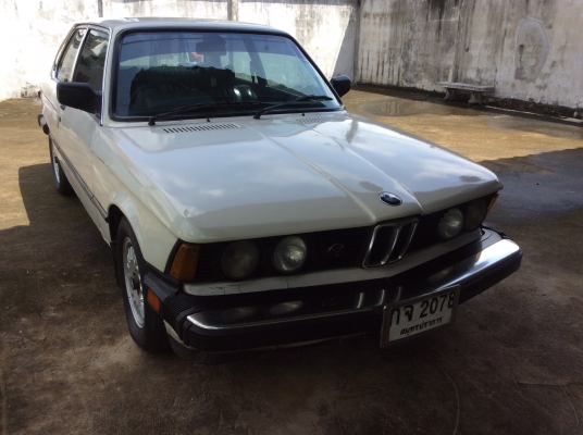 ขายรถ คลาสสิค BMW E21 316 2ประตู ปี82 เครื่องเดิม 1.8 เกียร์ออโต้ ภายในสวยเดิมมากเบาะหนังแท้เดิมๆสวยสะอาด ตัวถังเดิมๆอุปกรณ์เดิมทั้งคัน แม็กเดิมๆ รถขับได้นะครับ เอกสารพร้อม ภาษีขาดต่อ รถ2ประตูหายากครับ ขายถูกครับ