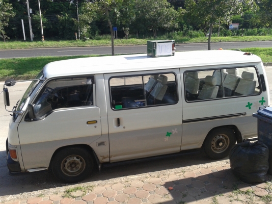 รถตู้ราคาถูก