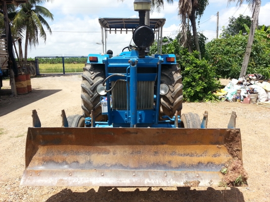 ขายรถไถ FORD 6610