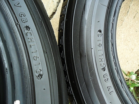 ยางขอบ15 บริดสโตน195-60-R15ลงพื้นปลายปี13 (4เส้น 2,900บ)