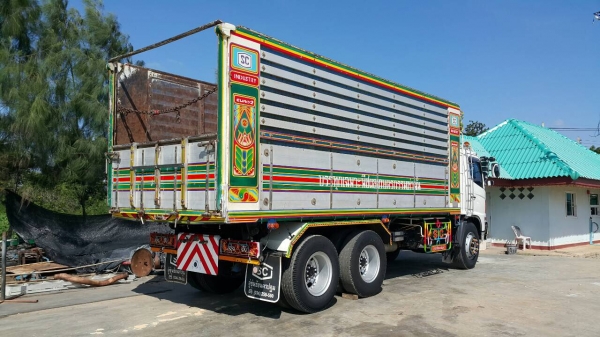 ขายเมกก้า260แรง ปี47 ดั้มเนียมซุ่นชัย มีระบบลาก ขายเมกก้า260แรง ปี47 ดั้มเนียมซุ่นชัย มีระบบลาก