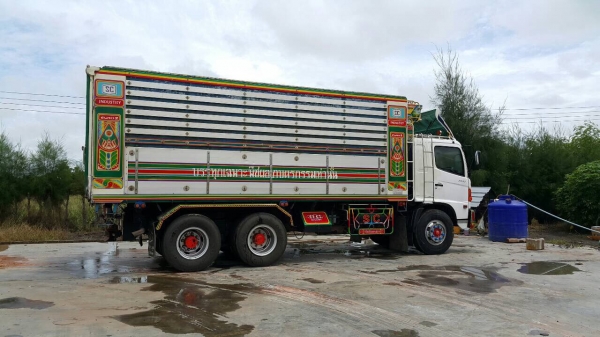 ขายเมกก้า260แรง ปี47 ดั้มเนียมซุ่นชัย มีระบบลาก