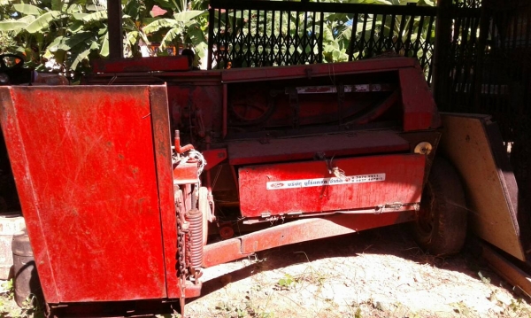 ขายตามสภาพ เครื่องอัดฟาง นิวฮอนแลนด์ ใช้งานได้เลย