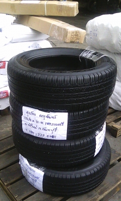 ยางขอบ17 มิชลิน 225-65-R17ลงพื้นปี13 (4เส้น 3,200บ)