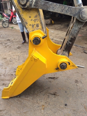 ขาย สั่งทำ บุ้งกี้ สับต้นปาล์ม แบคโฮ ทุกรุ่นครับ 093-7282709 ขาย สั่งทำ บุ้งกี้ สับต้นปาล์ม แบคโฮ ทุกรุ่นครับ 093-7282709