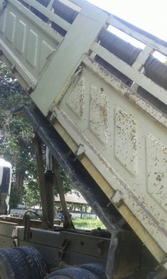 รถอีซูซุ 10 ล้อดั้ม FXZ  300 แรงม้า ปี 52. ( รถวิ่ง 15x,xxx กว่า กม. )     สนใจติดต่อ  081 - 6079515