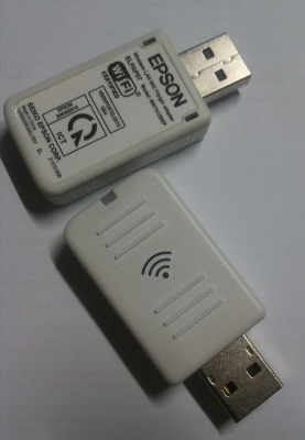 ตัวรับสัญญาณ wireless lan adapter ของเครื่องโปรเจ็คเตอร์ ยี่ห้อ Epson ของใหม่ สภาพสวย ใช้งานปกติ สนใจคุยรายละเอียดกันครับ
