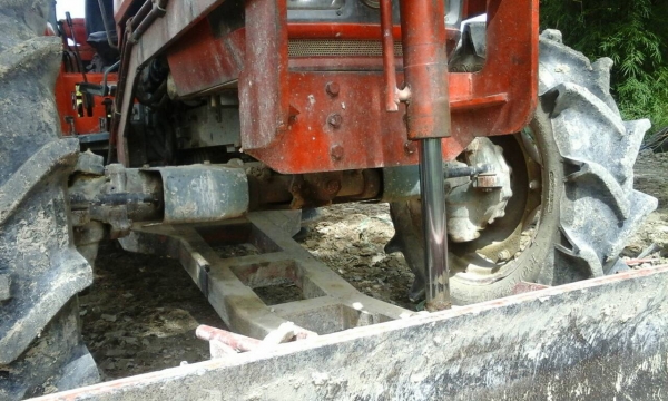 ""ขายครับ รถไถ""" KUBOTA - M5000SU  ปี50 ยางใหม่ 4 เส้น อุปกรณ์ 3 ชิ้น 1. ผาน6 2. ผานดัน 3.โลตารี่ เอกสารเล่มทะเบียน