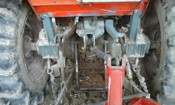 ""ขายครับ รถไถ""" KUBOTA - M5000SU  ปี50 ยางใหม่ 4 เส้น อุปกรณ์ 3 ชิ้น 1. ผาน6 2. ผานดัน 3.โลตารี่ เอกสารเล่มทะเบียน