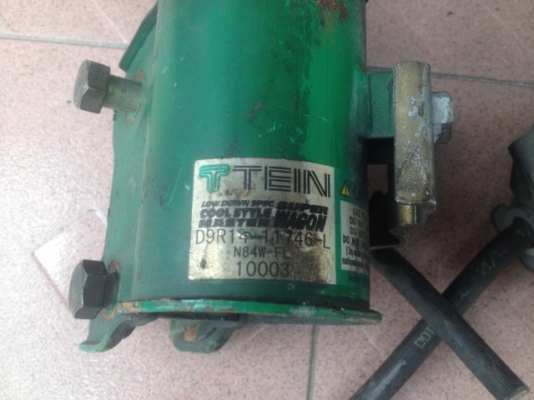 โช้คปรับเกลียว TEIN ใส่มิตซู SPACE WAGON ปรับหนืดได้เก่าญี่ปุ่นเเท้สภาพดี