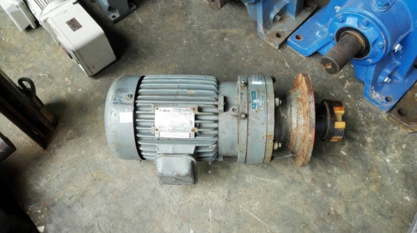 Sale>> มอเตอร์เกียร์หน้าแปลน TECO 2 HP. 380V. อัตราทด 1:35 วิ่งเงียบ 089-2499-123 นครปฐม