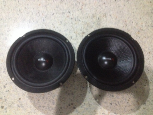 ลำโพงเสียงกลาง6นิ้วครึ่ง FORMULA X มือสองสภาพดีคู่ละ