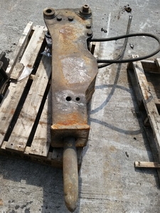 เข้ามาอีกตัวครับ หัวเจาะ หัวกระแทก เบรคเกอร์ FURUKAWA: HB3G ใส่ รถขุด แบคโฮ PC 30-40  เก่าญี่ปุ่น