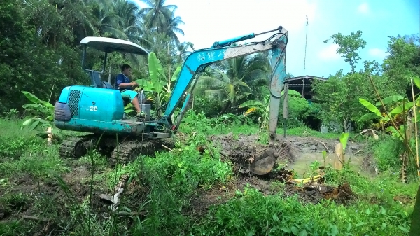 รถขุุดเล็กPc20-7