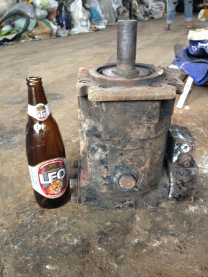 ขาย...ปั๊มไฮดรอลิค NACHI