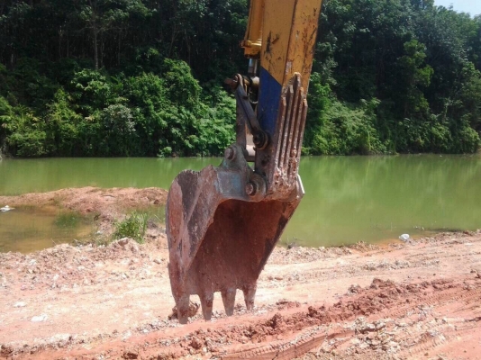 ขายแบคโฮ KOBELCO SK120 LP-075XX แอร์ไฟฟ้า เล่มทะเบียนพร้อม สนใจโทร 081-970-1072