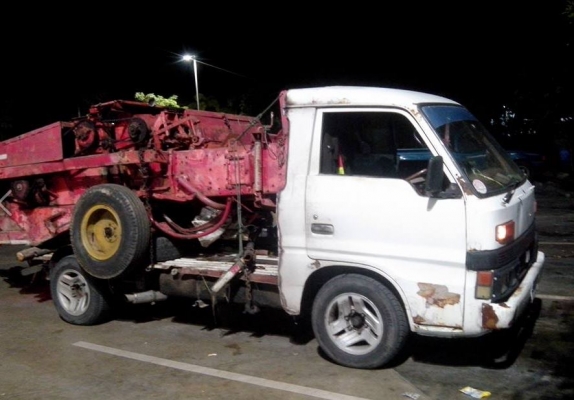 รถมีเล่มทะเบียน ตัดทำอีแต๋นบรรทุก ลดไปเลย อยากขาย รถเต็มบ้าน