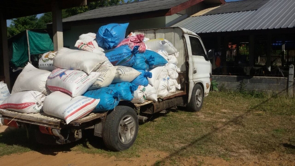 รถมีเล่มทะเบียน ตัดทำอีแต๋นบรรทุก ลดไปเลย อยากขาย รถเต็มบ้าน