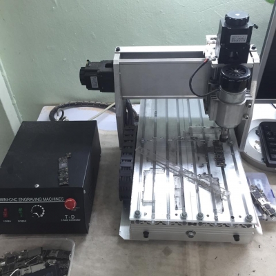 ขาย Mini cnc รุ่น3020 ขนาด 200X300 MM.(พร้อมคอม) ส่งฟรี