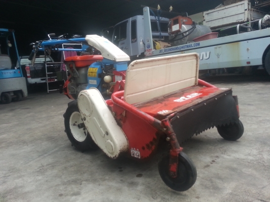 ขายรถตัดหญ้าแบบเดินตาม รุ่นใหม่ นำเข้าจากญี่ปุ่น