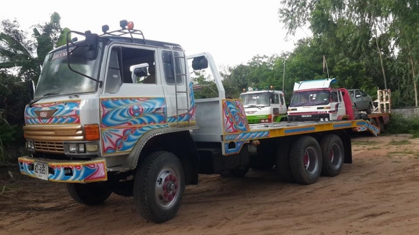 ขาย10ล้อ2เพลา ท้ายเป็ดลาก200HINO210เทอร์โบว์ แชชซีสวย เครื่องดี เบรคทิ๊ฟฟี่ เพาเวอร์ สภาพพร้อมวิ่งใช้งาน เอกสารครบพร้อมชุดโอน