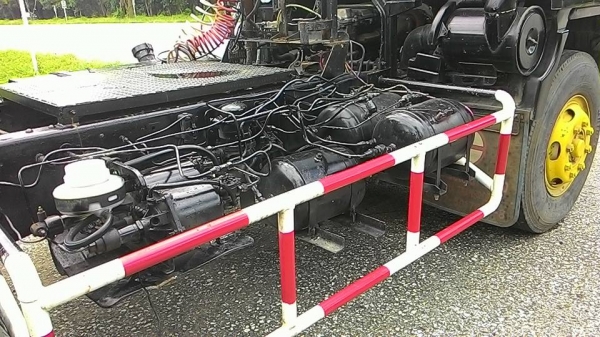 สิบล้อ หัวลาก HINO FL 1J  ราคา 800,000 บาท.