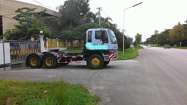 สิบล้อ หัวลาก HINO FL 1J  ราคา 800,000 บาท.