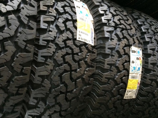 BF Goodrich All-Terrain 265 70 r16 ยางใหม่ปลายปี14
