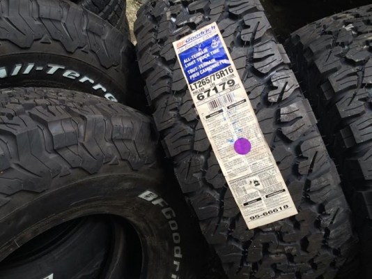 BF Goodrich KO2 ขนาด 265 75 r16 ยางใหม่ปลายปี14 เส้นละ8000 -ด่วน BF Goodrich KO2 ขนาด 265 75 r16 ยางใหม่ปลายปี14 เส้นละ8000 -ด่วน