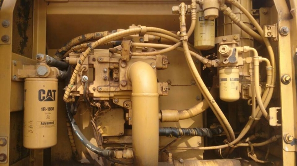 รถแบคโฮ CAT 330C