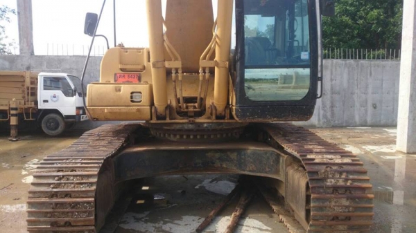 รถแบคโฮ CAT 330C